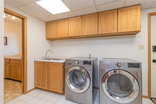 6627 Lakes Rd, Duncan, BC 