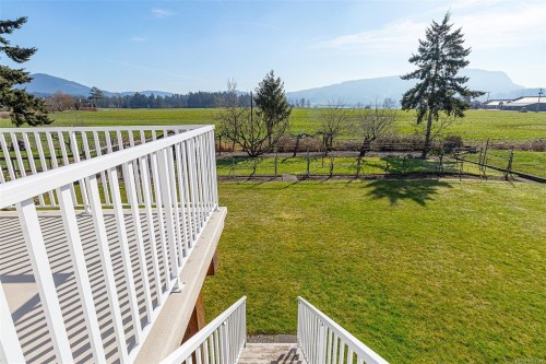 6627 Lakes Rd, Duncan, BC 