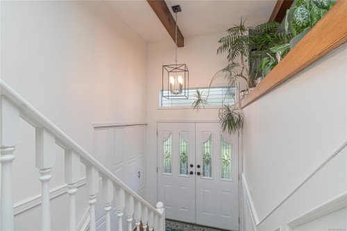 6627 Lakes Rd, Duncan, BC 