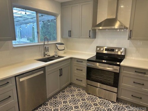 5795 Valleyview Rd, Duncan, BC 