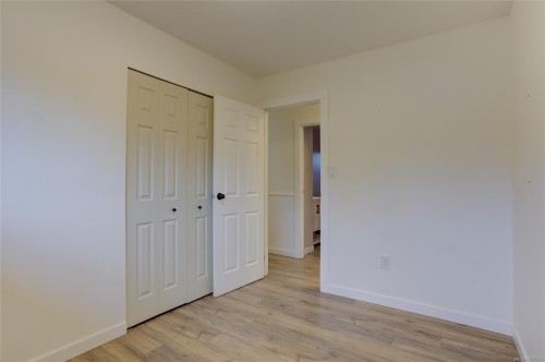 5795 Valleyview Rd, Duncan, BC 