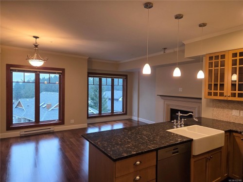 305-2006 Troon Crt, Langford, BC - Indoor Photo Showing Kitchen With Double Sink