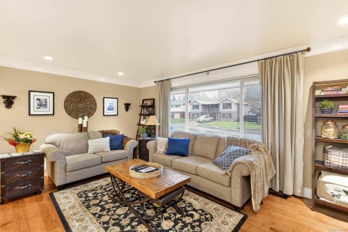 5424 Haslam Dr, Port Alberni, BC 