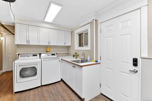 5424 Haslam Dr, Port Alberni, BC 