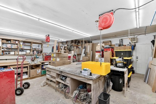 5424 Haslam Dr, Port Alberni, BC 