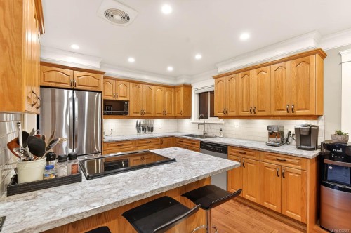 5424 Haslam Dr, Port Alberni, BC 