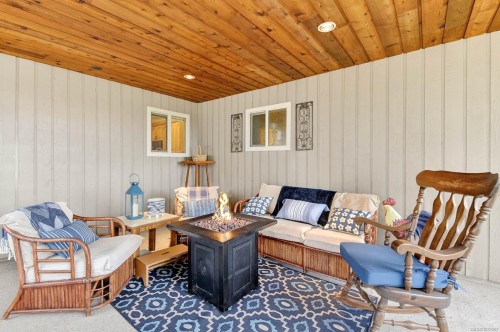 5424 Haslam Dr, Port Alberni, BC 