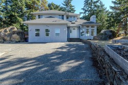 407 Coralee Pl  Langford, BC V9B 6C4