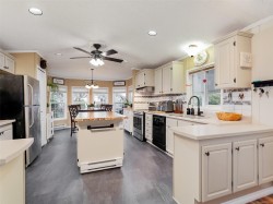 115-7583 Central Saanich Rd  Central Saanich, BC V8M 2B6