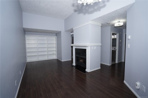 408-649 Bay St, Victoria, BC - Indoor With Fireplace