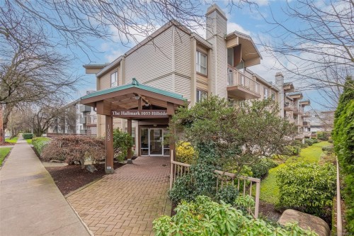 201-1055 Hillside Ave, Victoria, BC - Outdoor