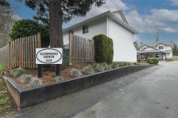 15-2625 Muir Rd  Courtenay, BC V9N 8Z4