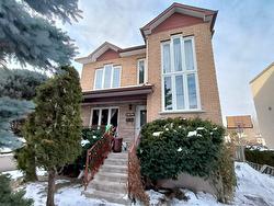 1273 Rue Beauchamp  Longueuil (Le Vieux-Longueuil), QC J4K 1S3