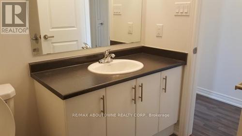 71 Fingland Crescent, Hamilton, ON - Indoor Photo Showing Bathroom
