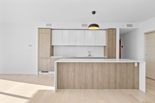 Cuisine - 2809-1450 Boul. René-Lévesque O., Montréal (Ville-Marie), QC - Indoor