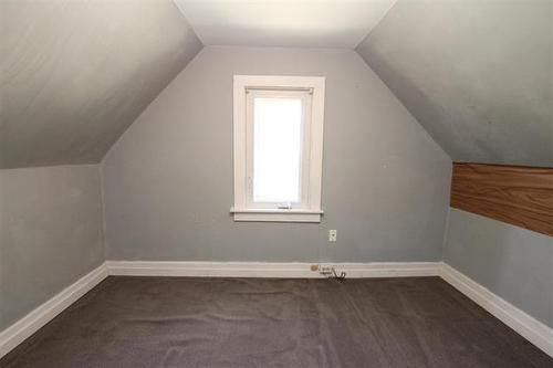 1388 Manitoba Ave, Winnipeg, MB 