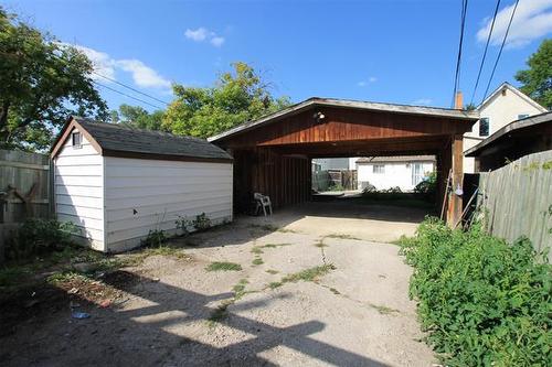 1388 Manitoba Ave, Winnipeg, MB 