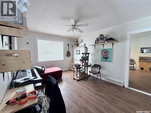 202 Saskatchewan Avenue, Liberty, SK - Indoor