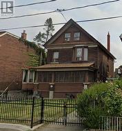 915 LANSDOWNE AVE, 2ND FLOOR AVENUE  Toronto, ON M6H 3Z2