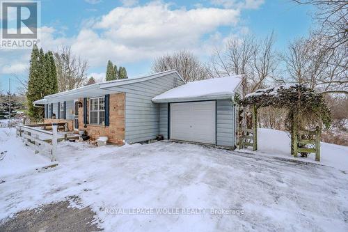 39 Bannockburn Road, Kitchener, ON - Outdoor