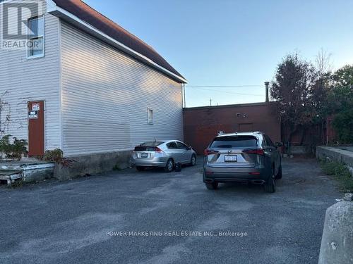 566 Bay Street, Ottawa, ON 