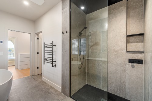 Penderie (Walk-in) - 6-300 Rue Du Moulin, Magog, QC - Indoor With Storage