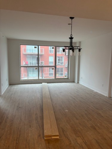 Kitchen - 402-20 Rue D'Ambre, Candiac, QC - Indoor Photo Showing Other Room
