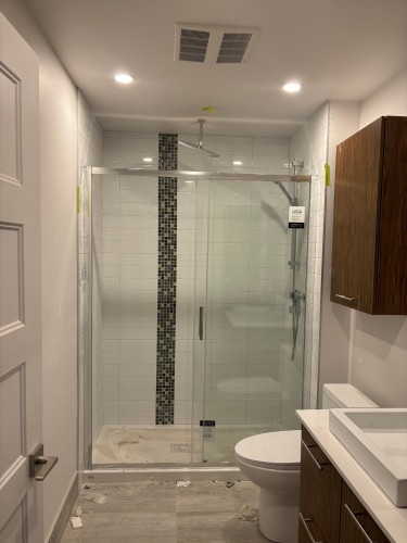 Master Bathroom - 402-20 Rue D'Ambre, Candiac, QC - Indoor Photo Showing Bathroom