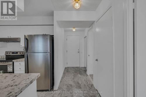 317 - 1200 The Esplanade North Road, Pickering, ON - Indoor Photo Showing Kitchen