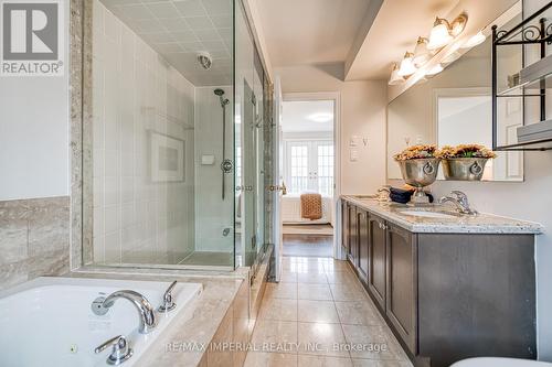 21 Mackenzie'S Stand Avenue, Markham, ON - Indoor Photo Showing Bathroom