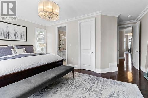 327 Sunnybrae Avenue, Innisfil, ON - Indoor Photo Showing Bedroom