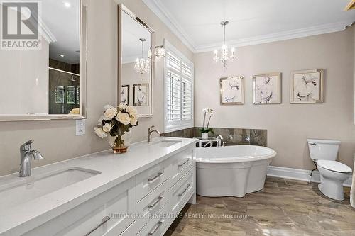 327 Sunnybrae Avenue, Innisfil, ON - Indoor Photo Showing Bathroom