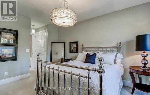 126 Aberfoyle Mill Crescent, Puslinch, ON - Indoor Photo Showing Bedroom