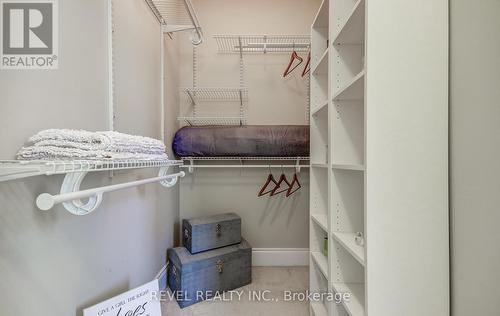 126 Aberfoyle Mill Crescent, Puslinch, ON - Indoor With Storage