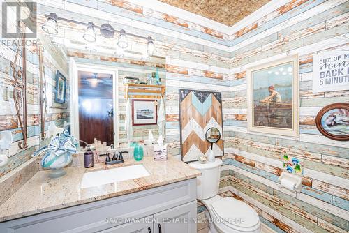 13 Pressed Brick Drive, Brampton, ON - Indoor Photo Showing Bathroom