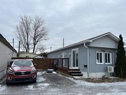 7-915 Rue des Des Carrières  Saint-Jean-Sur-Richelieu, QC J3B 2P1