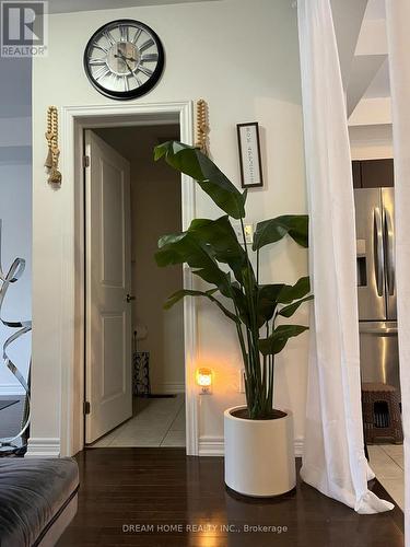 21 Globemaster Lane, Richmond Hill, ON - Indoor Photo Showing Other Room