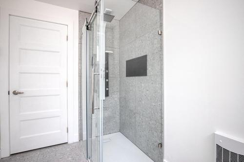 Salle de bains - 145 Rue Mignonne, Saint-Jean-Sur-Richelieu, QC - Indoor Photo Showing Bathroom