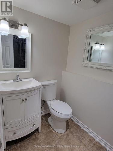 Lower - 20 Mowat Crescent, Barrie, ON - Indoor Photo Showing Bathroom