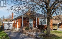 290 BOGERT AVENUE  Toronto, ON M2N 1L5