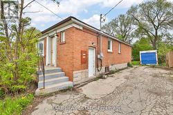 BASEMENT - 627 SHEPPARD AVENUE W  Toronto, ON M3H 2S3