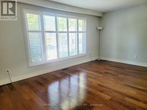 16 Mansfield Crescent, Whitby, ON - Indoor Photo Showing Other Room