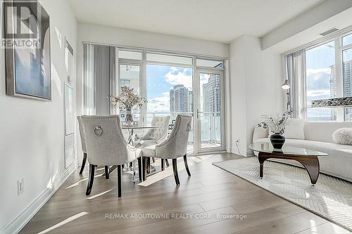 2005 - 360 Square One Drive, Mississauga, ON - Indoor