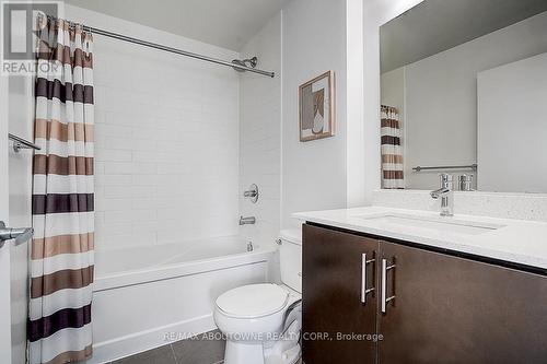 2005 - 360 Square One Drive, Mississauga, ON - Indoor Photo Showing Bathroom