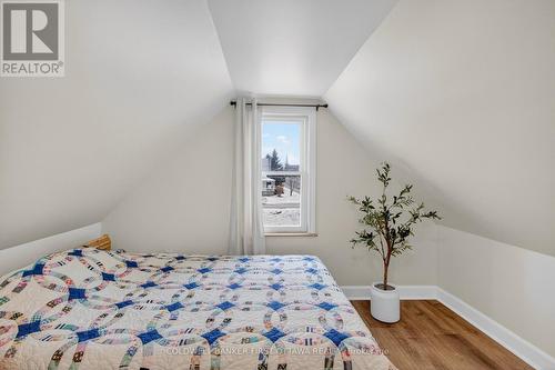 loft bedroom - 8712 Bank Street, Ottawa, ON - Indoor Photo Showing Bedroom
