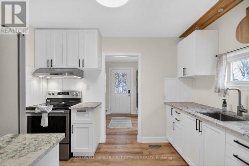 8712 Bank Street, Ottawa, ON - Indoor Photo Showing Kitchen With Upgraded Kitchen