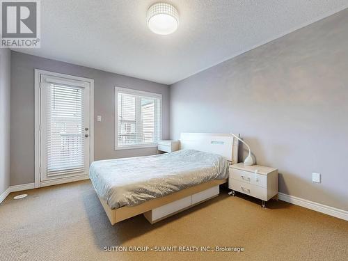 3050 Eberly Woods Drive, Oakville, ON - Indoor Photo Showing Bedroom