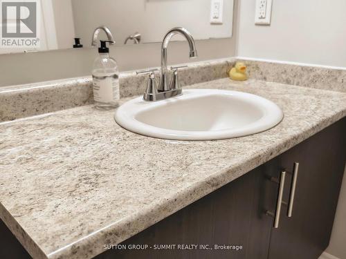 3050 Eberly Woods Drive, Oakville, ON - Indoor Photo Showing Bathroom