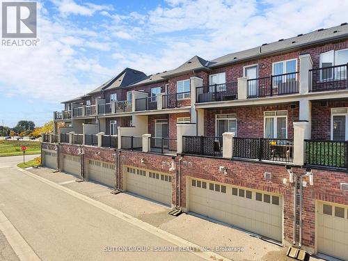 3050 Eberly Woods Drive, Oakville, ON - Outdoor With Balcony