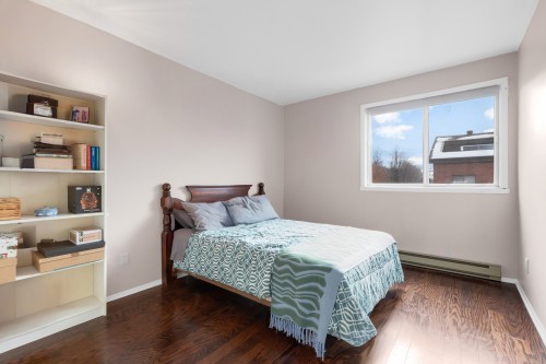 Chambre à coucher - 301-1390 Rue Hyman, Montréal (Pierrefonds-Roxboro), QC - Indoor Photo Showing Bedroom